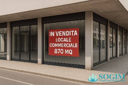Foto Locale commerciale in via dell'artigianato, Carugate di 876 m²
