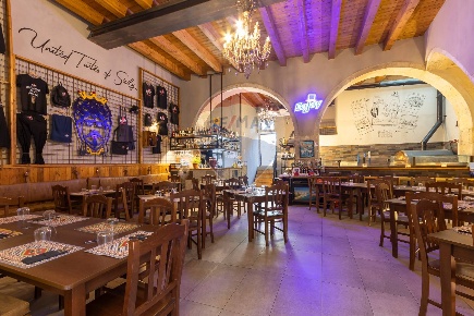 Foto Attività commerciale in via Mario Gemellaro, Siracusa Ortigia
