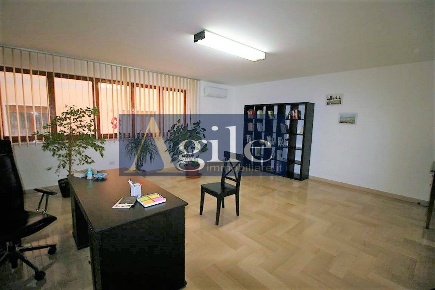 Foto Ufficio in oriani, San Benedetto del Tronto Centro di 71 m² in vendita