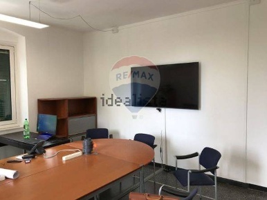 Foto Ufficio in Via Gallinea, Mele di 137 m² in vendita