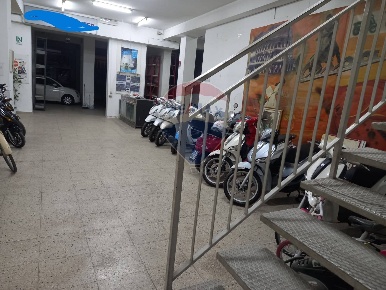 Foto Attività commerciale in VIA SANTA MRIA DI GESU, Caltagirone Centro