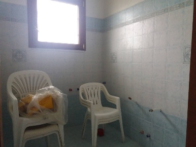 Foto Attività commerciale in via carlo marx, San Giuliano Terme di 70 m²