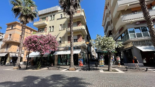 Foto Ufficio a San Benedetto del Tronto Centro di 55 m² con 3 locali