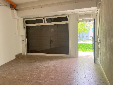 Foto Locale commerciale in Viale San Marco, Venezia Mestre di 50 m²