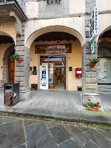 Foto Attività commerciale a Pratovecchio Stia Stia di 35 m² con 2 locali