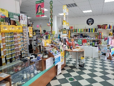 Foto Locale commerciale in via roma, Castelbelforte di 100 m² con 2 locali