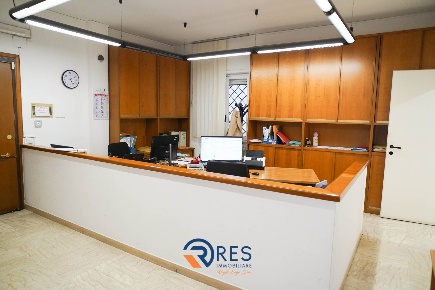 Foto Ufficio in Via Giovanni Andrea Badoero, Roma Garbatella di 185 m²