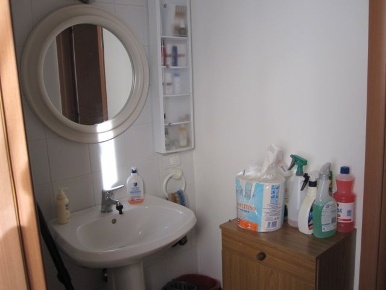 Foto Ufficio in Via Arnaccio Calci, Calci di 70 m² con 2 locali in affitto