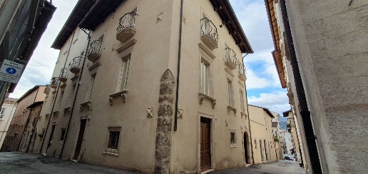 Foto Ufficio in Via Accursio, L'Aquila Duomo - Fontana Luminosa di 50 m²