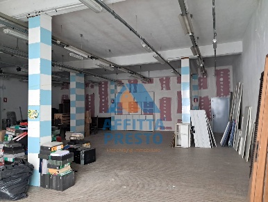 Foto Magazzino a San Miniato di 200 m² in affitto
