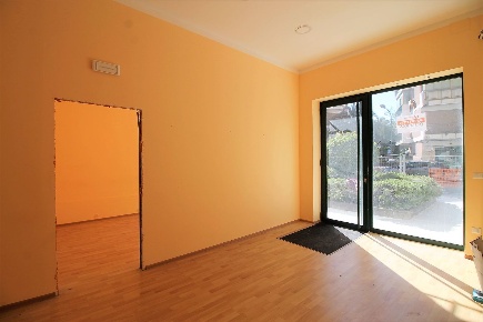 Foto Locale commerciale in Senatore Ettore di Giovanni, Siracusa di 80 m²
