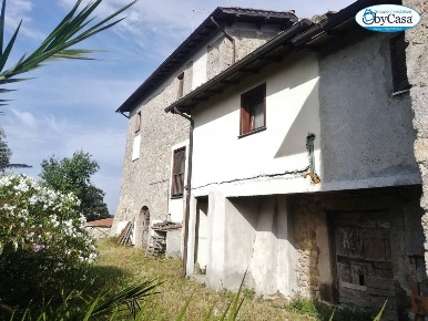 Foto Magazzino in Montevirginio, Canale Monterano Montevirginio di 31 m²