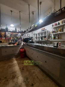 Foto Attività commerciale in via Dante, Altidona Centro di 100 m²