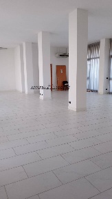 Foto Ufficio a Forlì di 150 m² con 1 locali in affitto