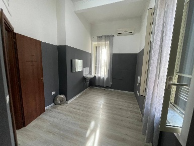Foto Ufficio in Via Michele Arpaia, Ottaviano di 35 m² con 2 locali