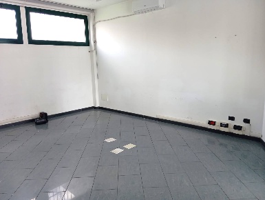 Foto Attività commerciale in Via Italo Bargagna, Pisa Pisanova - Pardi