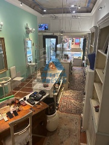 Foto Attività commerciale a Empoli di 100 m² con 4 locali in vendita