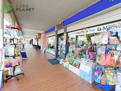 Foto Attività commerciale a Martellago Centro di 90 m² con 3 locali