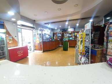 Foto Locale commerciale a Mariglianella di 100 m² con 2 locali in vendita