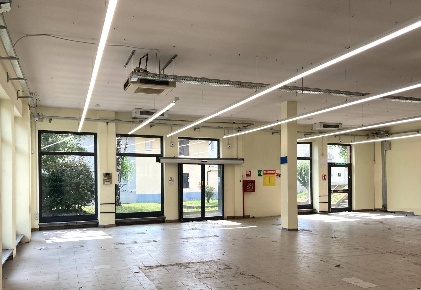 Foto Locale commerciale in Via Bruere, Rivoli San Paolo di 514 m²