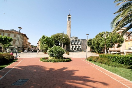 Foto Hotel a Montecatini-Terme di 3200 m² con 60 locali in vendita