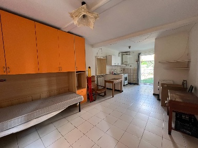 Foto Ufficio in Via Renato Quartini, Genova Rivarolo di 31 m² in vendita
