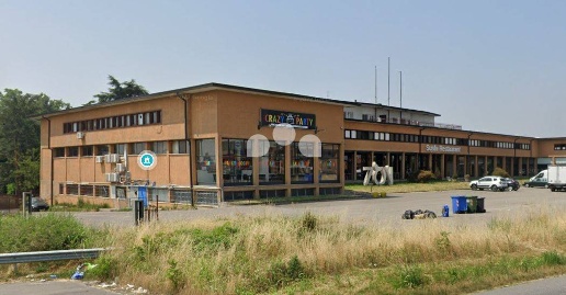Foto Locale commerciale in ex SS 415 Paullese, Spino d'Adda di 2000 m²