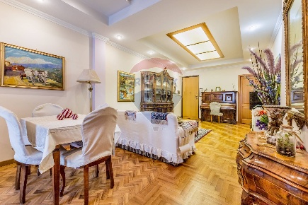 Foto Appartamento in Via San Gimignano, Roma Fidene di 121 m² con 4 locali