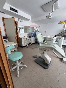 Foto Ufficio in Via IV Novembre, Foligno Centro Storico di 50 m² in vendita