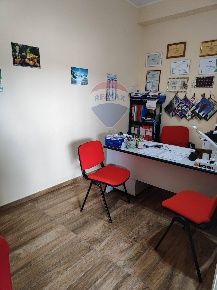 Foto Magazzino in Via Aidone, Melilli Città Giardino di 200 m² in vendita