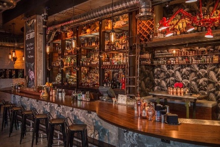 Foto Bar a Legnano di 120 m² con 1 locali in vendita