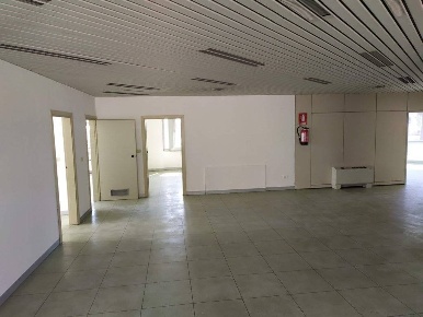 Foto Ufficio a San Benedetto del Tronto Paese Alto, Ponterotto di 280 m²
