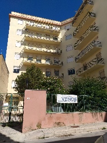 Foto Ufficio in via IV Novembre, Castelvetrano Centro di 900 m² in vendita