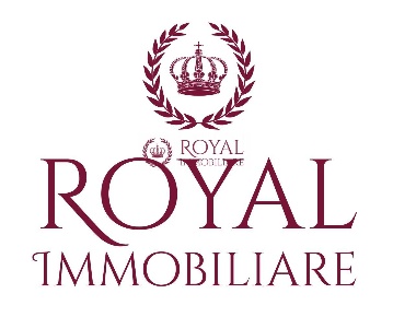 Foto Attività commerciale in Piazza Grande, Livorno di 200 m² con 4 locali