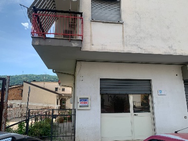 Foto Locale commerciale in via Verticelli, Casali del Manco Casole Bruzio