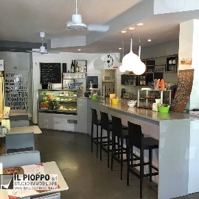 Foto Locale commerciale in Via Romano Guardini, Trento Solteri di 65 m²