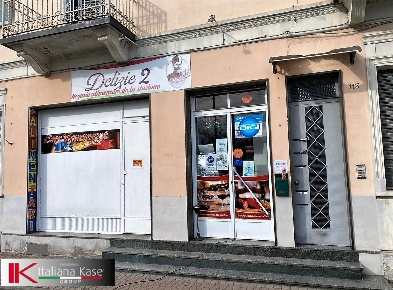 Foto Attività commerciale in via martiri d'italai, Caluso Centro di 30 m²