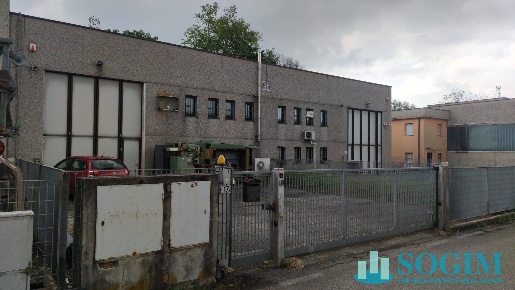 Foto Laboratorio in Via Budriago, Carvico di 428 m² in vendita