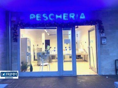 Foto Locale commerciale in VIA ATTILIO PROFUMO, Roma Ostia Antica di 110 m²