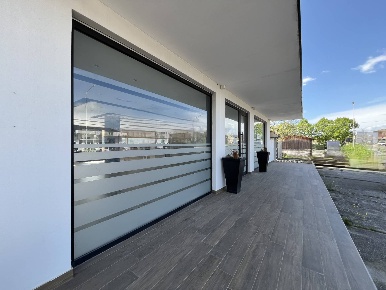 Foto Negozio in Via risorgimento, Borgia Roccelletta di 140 m² con 2 locali
