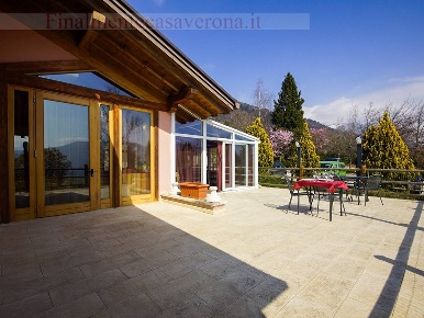 Foto Attività commerciale in Cavaione, Bleggio Superiore di 385 m²