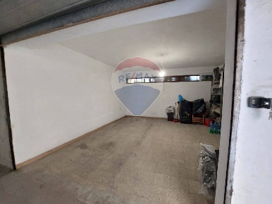 Foto Box in via Firenze, Giardini-Naxos Chianchitta Pallio di 19 m²