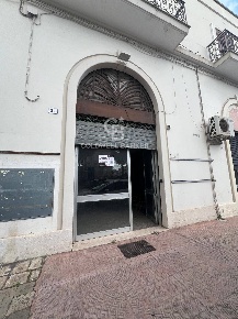 Foto Locale commerciale in Via Filippo Turati, Galatina Centro di 126 m²