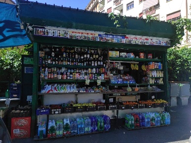Foto Attività commerciale in Piazza Sant'emerenziana, Roma di 8 m²