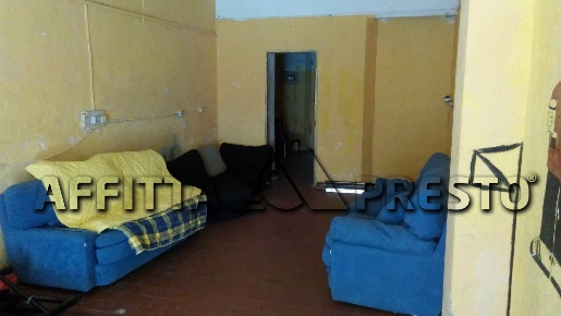 Foto Attività commerciale a Livorno di 65 m² con 3 locali in affitto