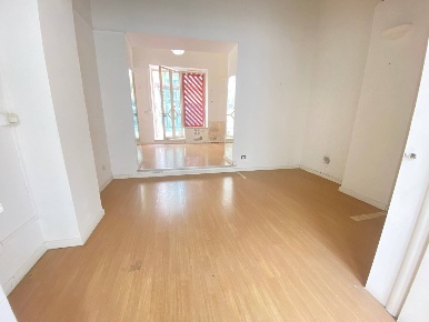 Foto Negozio in VIA SANT'ANTIDA, Caserta Corso Trieste di 40 m² in vendita
