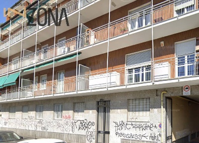 Foto Locale commerciale in Via Salasco, Milano Bocconi di 109 m² in vendita