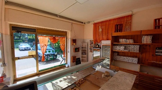 Foto Locale commerciale in TECCHIENA, Alatri Tecchiena di 68 m² in vendita