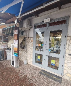 Foto Attività commerciale in Via Amedeo Modigliani, Napoli Pianura di 37 m²