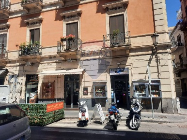 Foto Attività commerciale in Via Umberto, Catania XX Settembre - Tribunale
